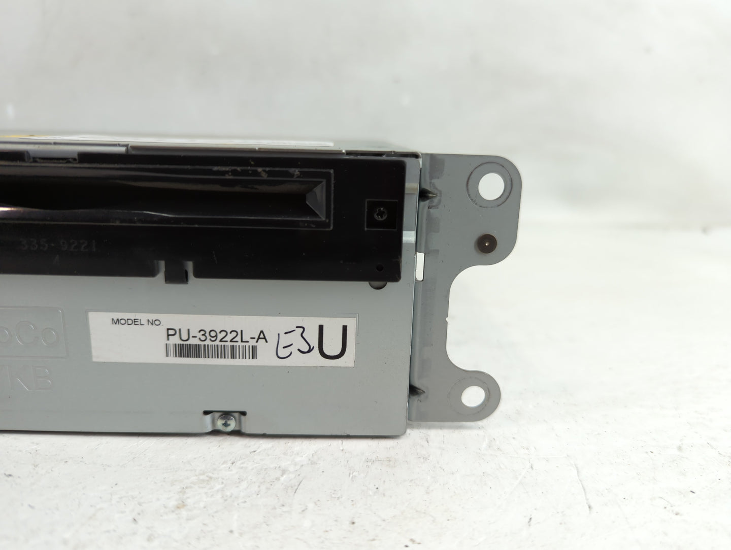 2016-2017 Ford Explorer Radio AM FM Cd Player Receiver Replacement P/N:S6YKB Fits Fits 2016 2017 OEM Used Auto Parts - Oemus