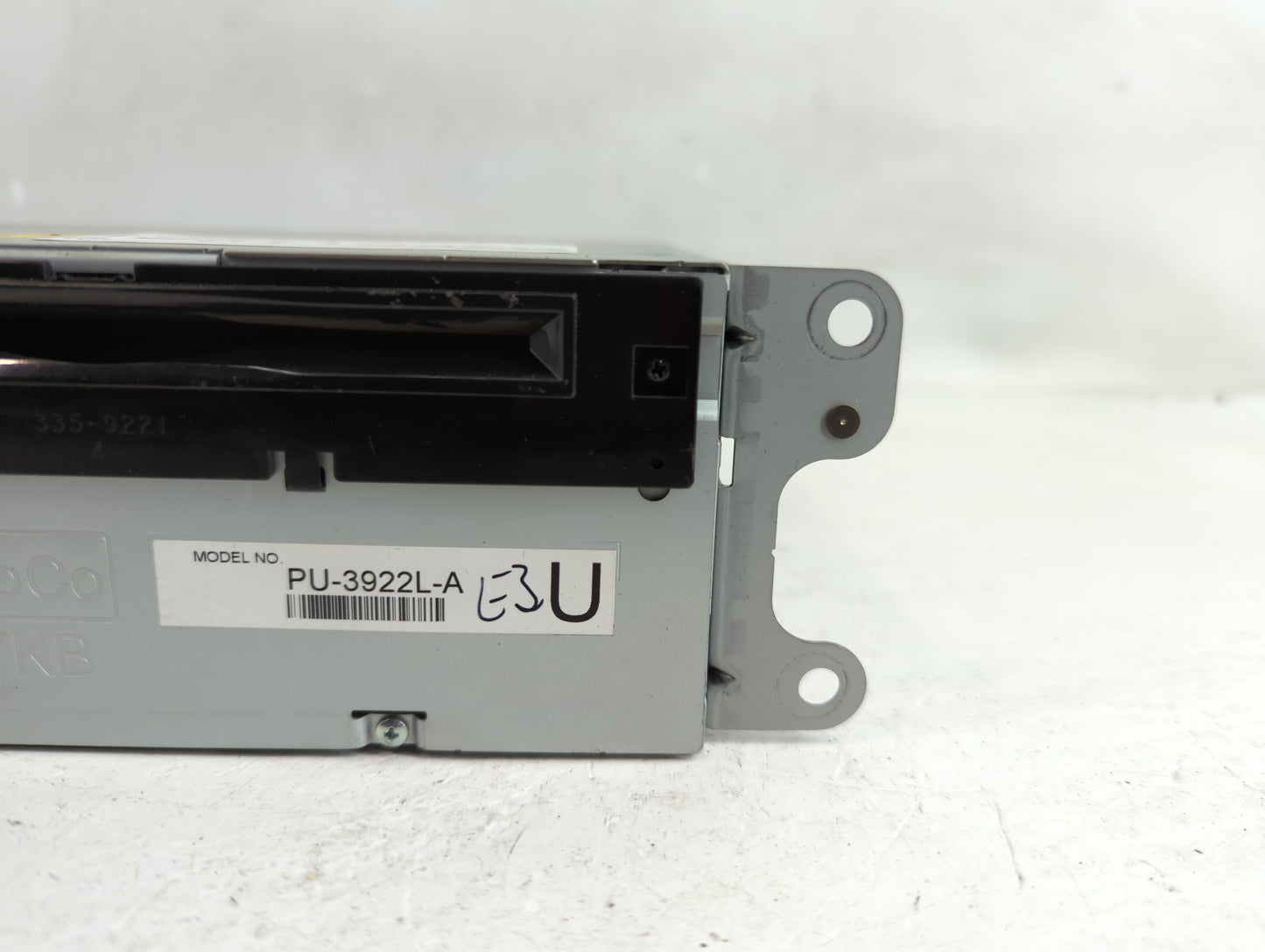 2016-2017 Ford Explorer Radio AM FM Cd Player Receiver Replacement P/N:S6YKB Fits Fits 2016 2017 OEM Used Auto Parts - Oemus