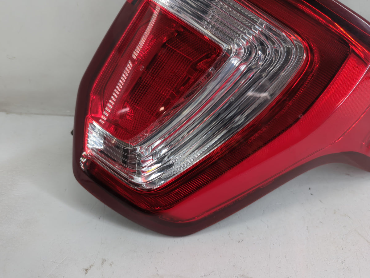 2016-2019 Ford Explorer Tail Light Assembly Passenger Right OEM P/N:FB53-13A414-A Fits Fits 2016 2017 2018 2019 OEM Used Aut