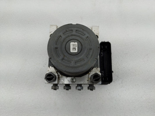 2016 Ford Explorer ABS Pump Control Module Replacement P/N:FB53-2C219-AE FB53-2C405-AE Fits OEM Used Auto Parts
