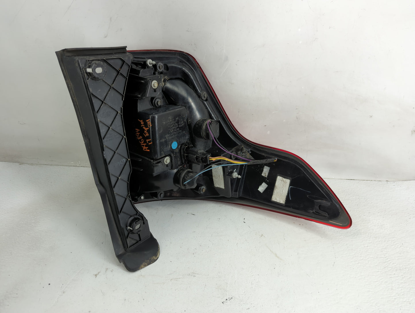 2016 Ford Explorer Tail Light Assembly Passenger Right OEM P/N:FB53-13A414-A Fits OEM Used Auto Parts - Oemusedautoparts1.co