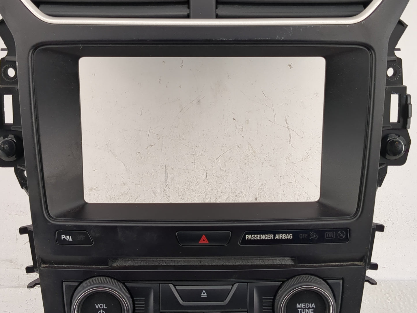 2016-2017 Ford Explorer Radio Control Panel - Oemusedautoparts1.com