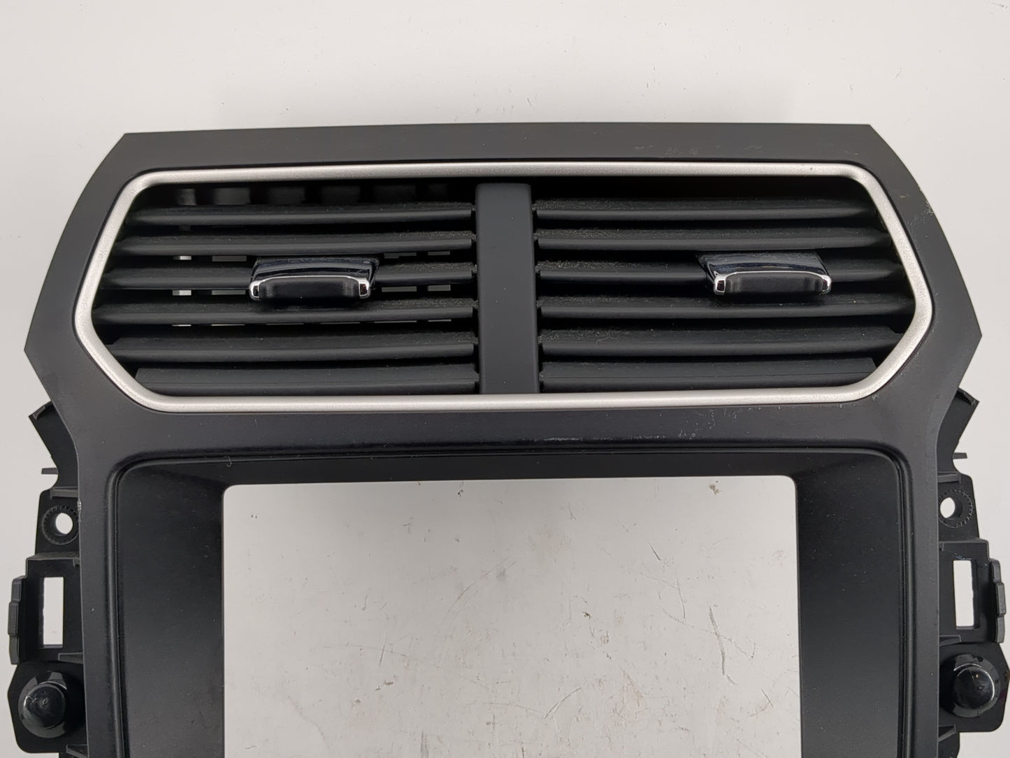 2016-2017 Ford Explorer Radio Control Panel - Oemusedautoparts1.com