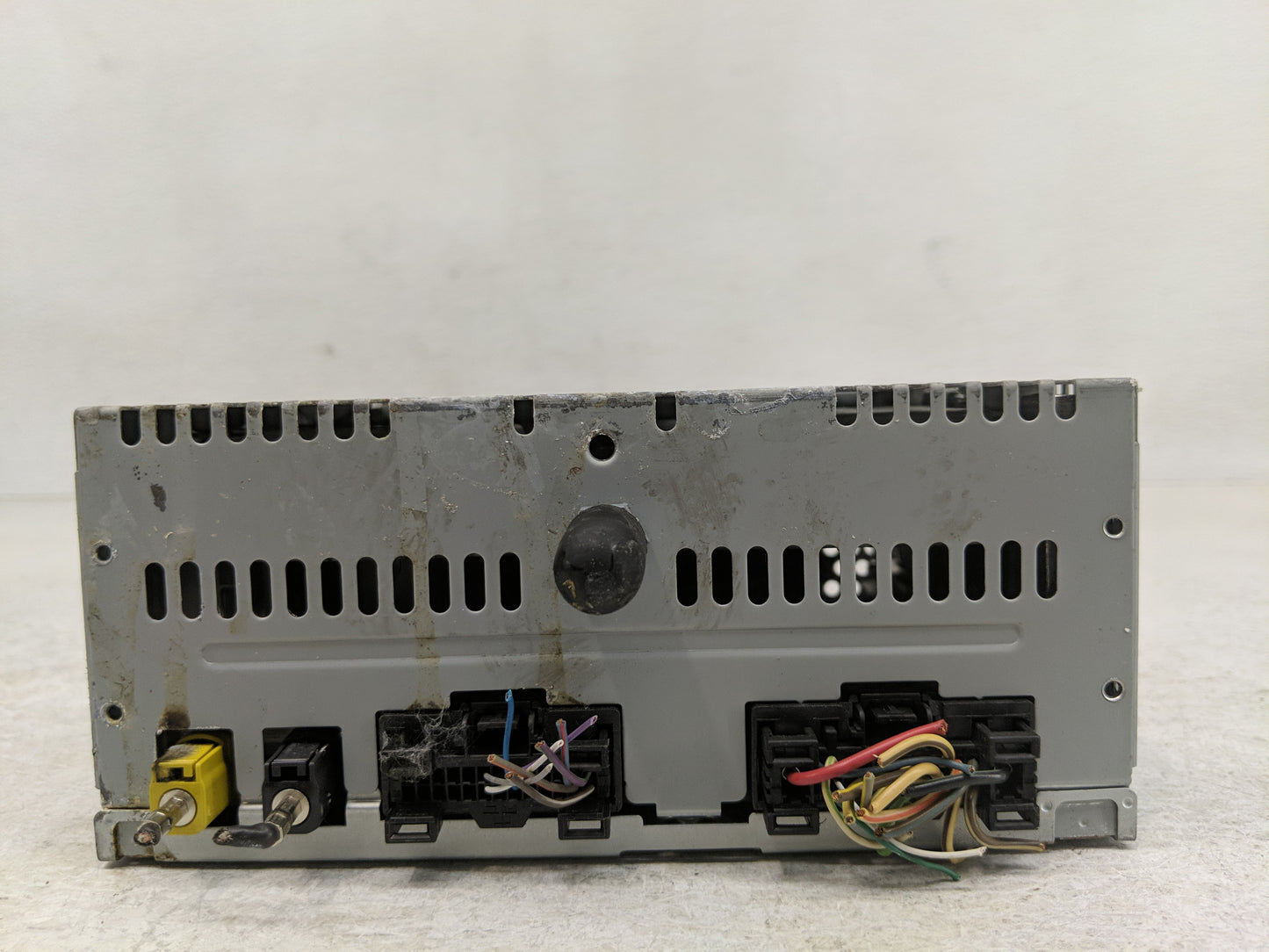 2016-2017 Ford Explorer Radio AM FM Cd Player Receiver Replacement P/N:GB5T-19C107-BG S6YKB Fits Fits 2016 2017 OEM Used Aut
