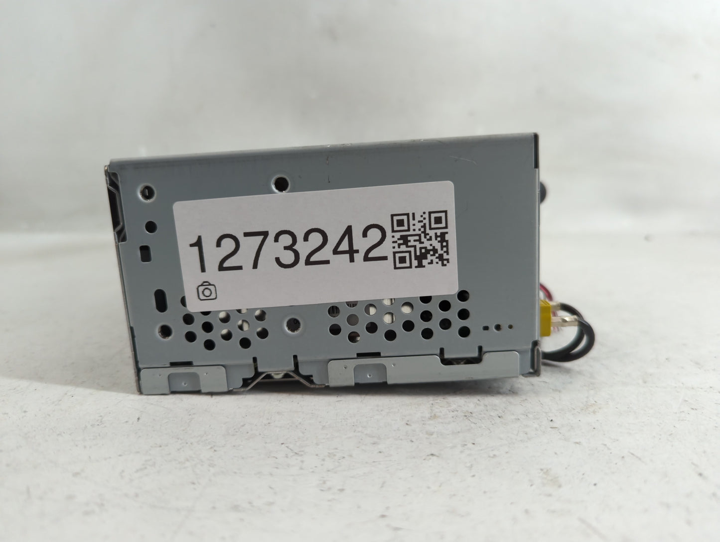 2016 Ford Explorer Radio AM FM Cd Player Receiver Replacement P/N:GB5T-19C107-FF Fits OEM Used Auto Parts - Oemusedautoparts