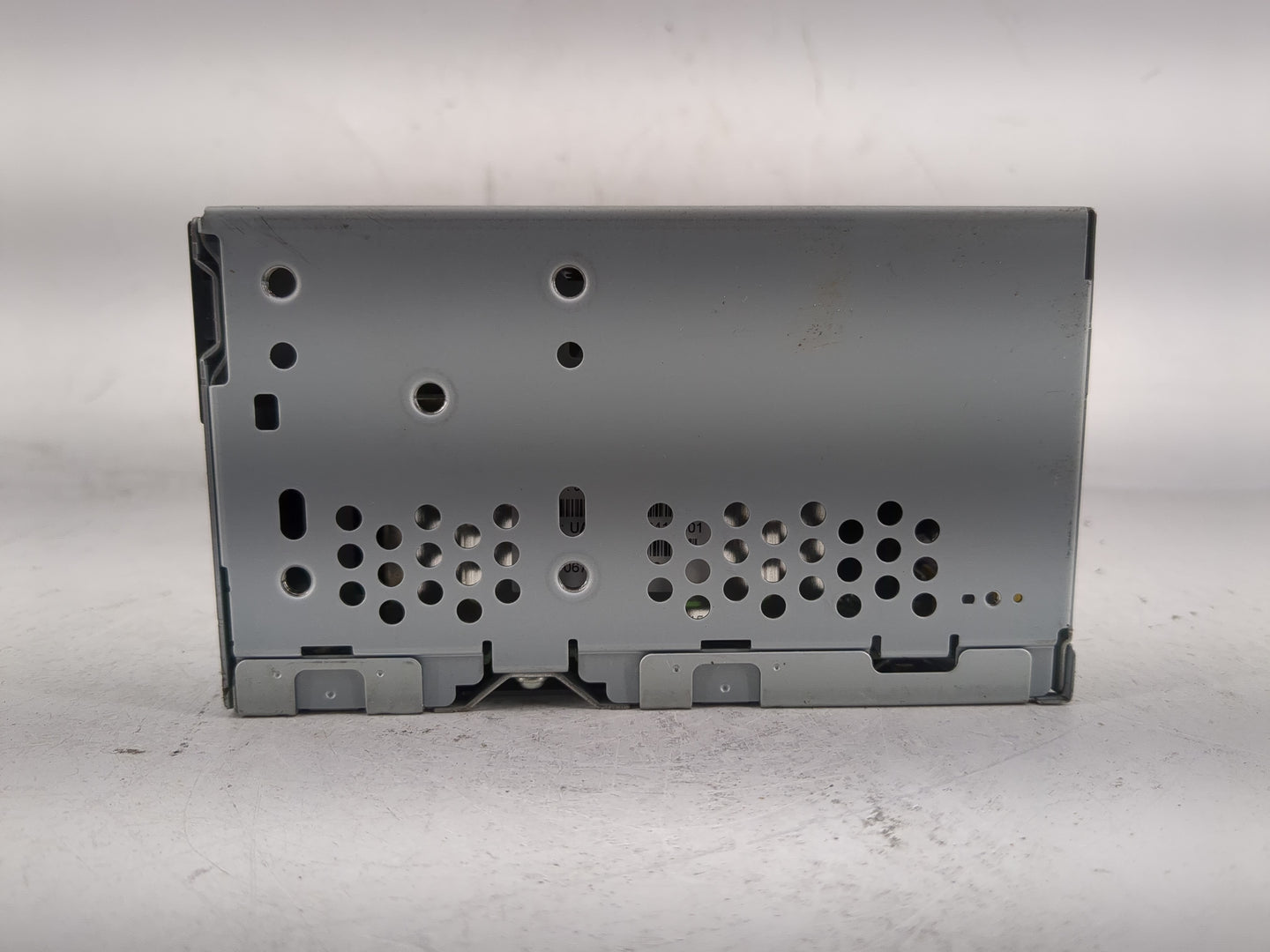 2016 Ford Explorer Radio AM FM Cd Player Receiver Replacement P/N:GB5T-19C107-FF Fits OEM Used Auto Parts - Oemusedautoparts