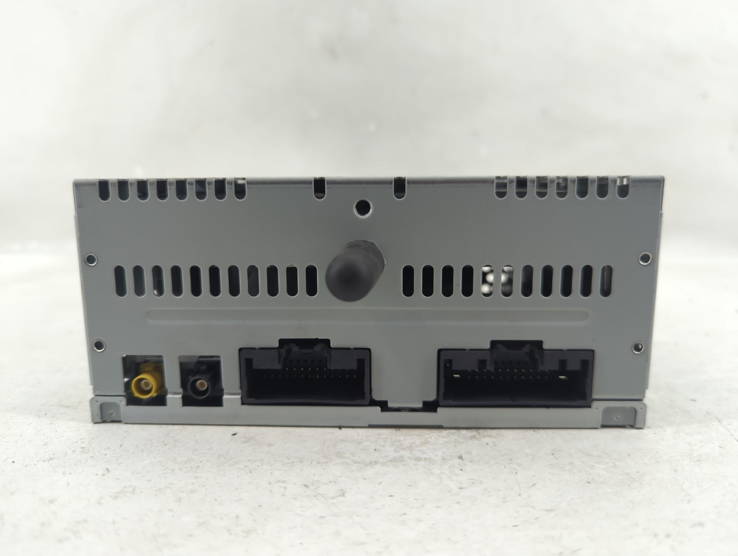 2016-2017 Ford Explorer Radio AM FM Cd Player Receiver Replacement P/N:GB5T-19C107-BF Fits Fits 2016 2017 OEM Used Auto Part