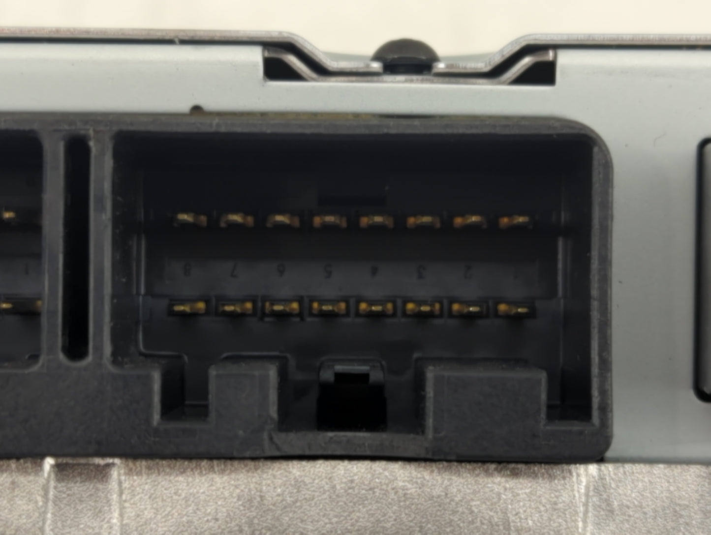 2016-2017 Ford Explorer Radio AM FM Cd Player Receiver Replacement P/N:FB5T-18B849-AE Fits Fits 2016 2017 2018 OEM Used Auto