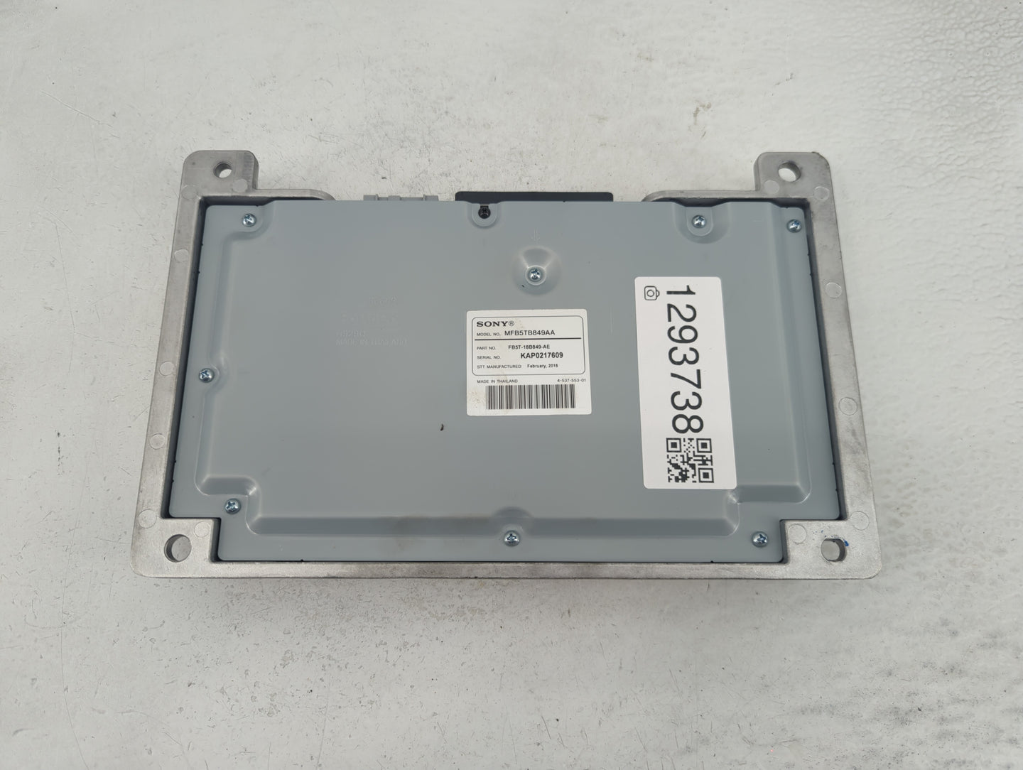 2016-2017 Ford Explorer Radio AM FM Cd Player Receiver Replacement P/N:FB5T-18B849-AE Fits Fits 2016 2017 2018 OEM Used Auto