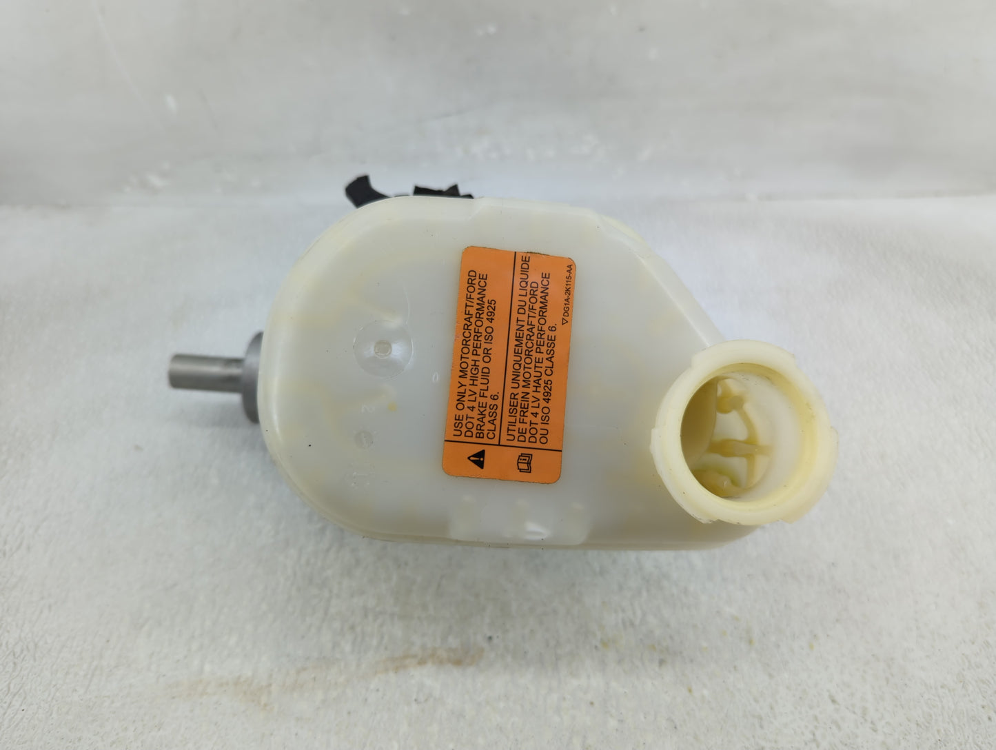 Ford Explorer Brake Master Cylinder 1312787 - Oemusedautoparts1.com