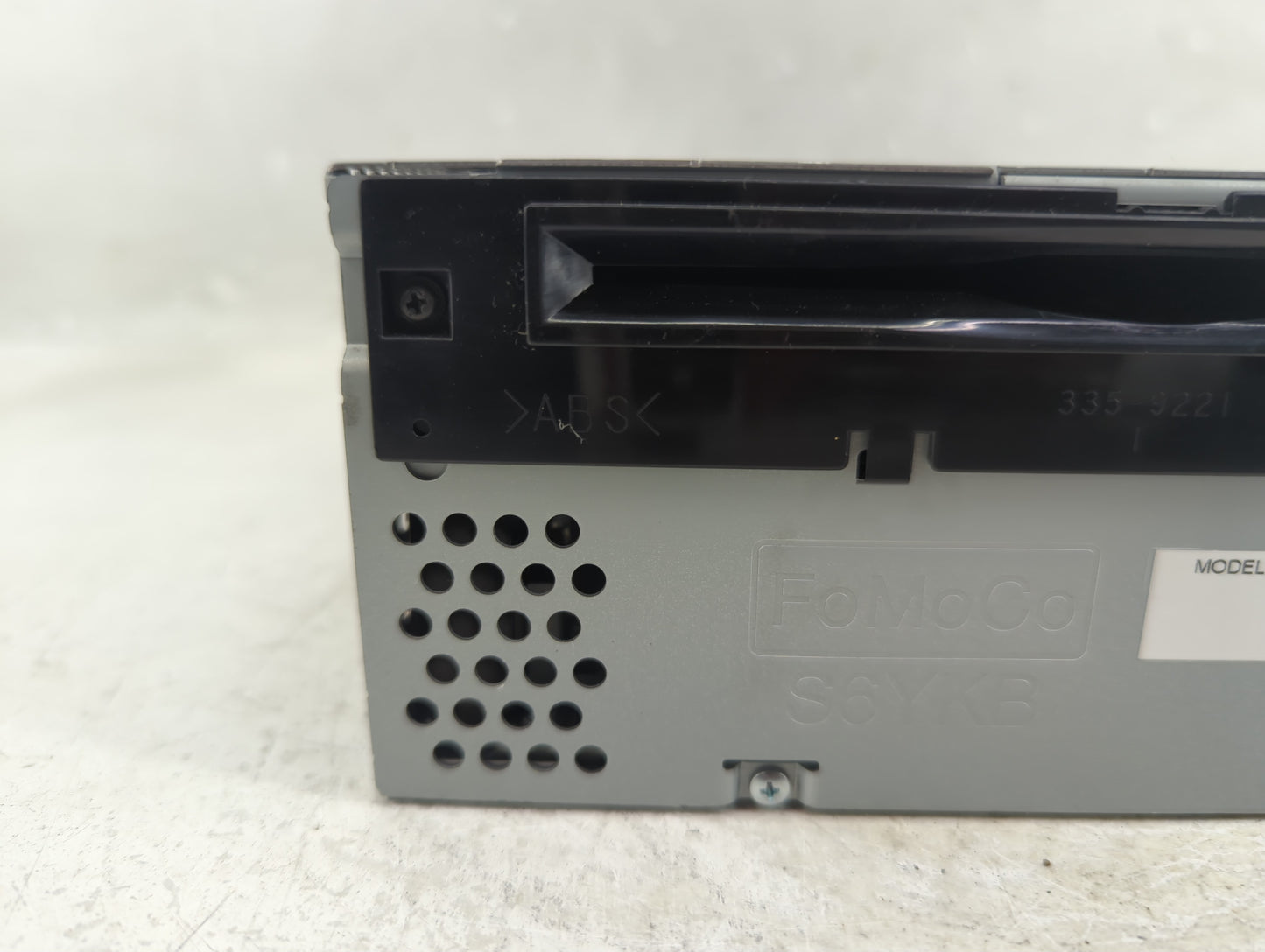 2016-2017 Ford Explorer Radio AM FM Cd Player Receiver Replacement P/N:GB5T-19C107-KA Fits Fits 2016 2017 OEM Used Auto Part