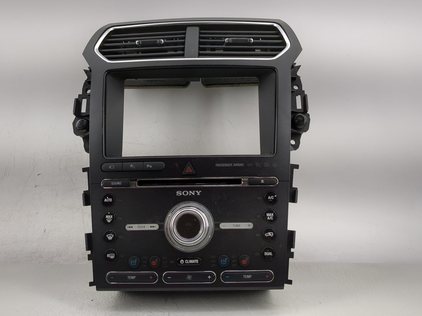 2016 Ford Explorer Radio AM FM Cd Player Receiver Replacement P/N:GB5T-18A802-FG Fits OEM Used Auto Parts - Oemusedautoparts