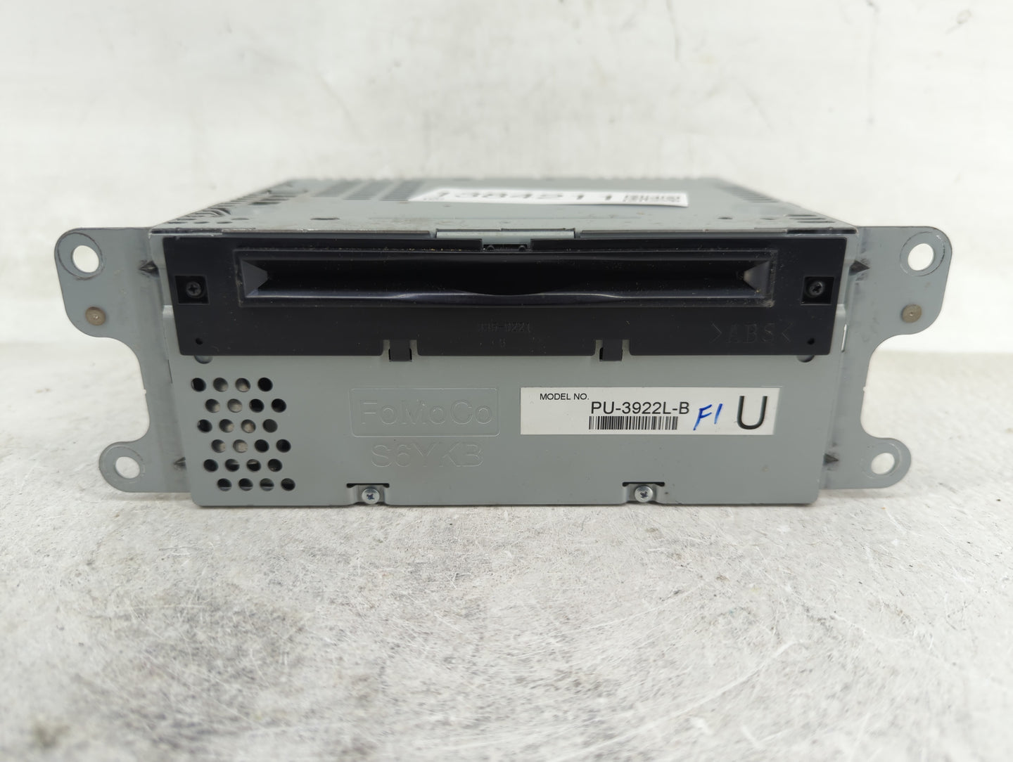 2016-2017 Ford Explorer Radio AM FM Cd Player Receiver Replacement P/N:GB5T-19C107-BF Fits Fits 2016 2017 OEM Used Auto Part