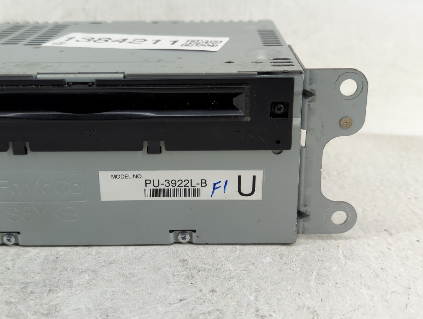 2016-2017 Ford Explorer Radio AM FM Cd Player Receiver Replacement P/N:GB5T-19C107-BF Fits Fits 2016 2017 OEM Used Auto Part