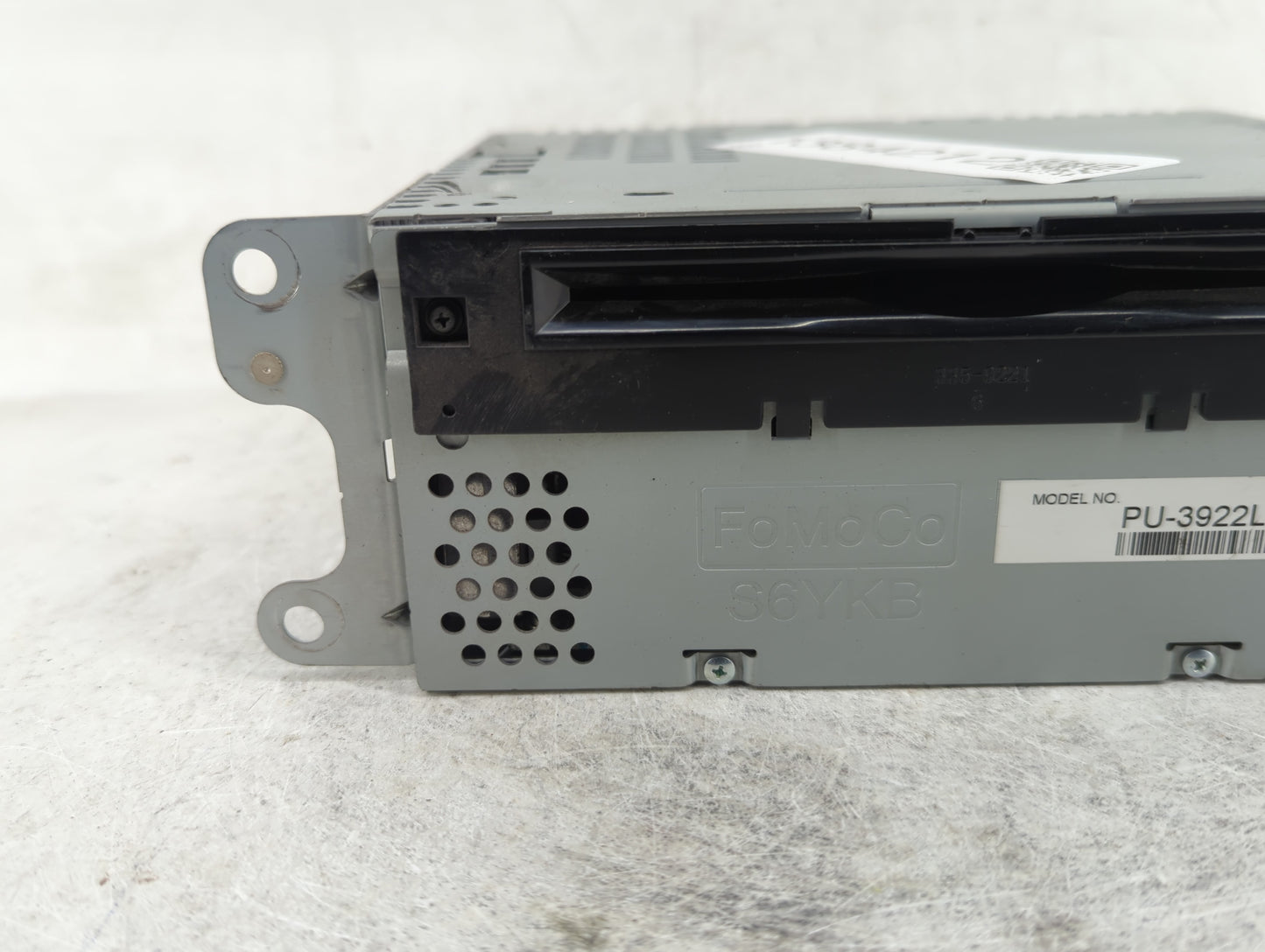 2016-2017 Ford Explorer Radio AM FM Cd Player Receiver Replacement P/N:GB5T-19C107-BG GB5T-19C107-BF Fits Fits 2016 2017 OEM
