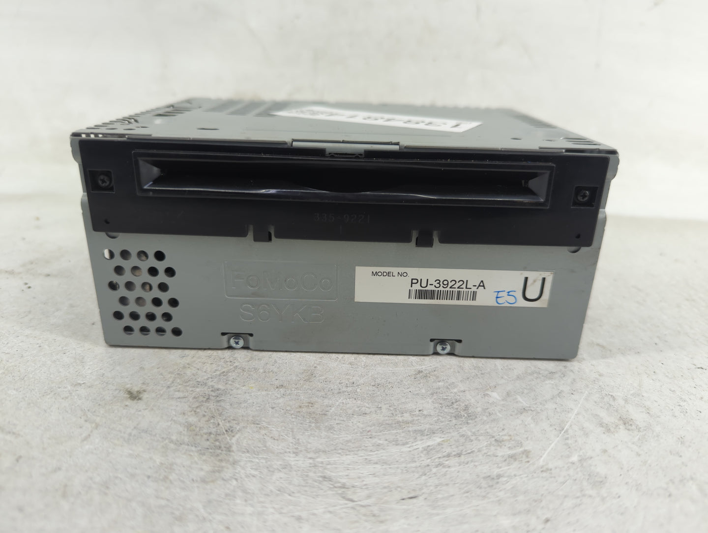 2016-2017 Ford Explorer Radio AM FM Cd Player Receiver Replacement P/N:GB5T-19C107-BF Fits Fits 2016 2017 OEM Used Auto Part