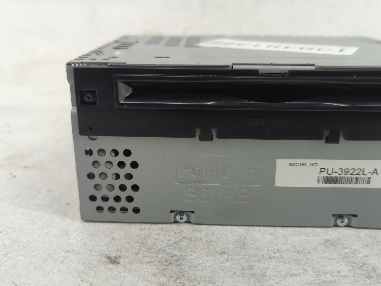 2016-2017 Ford Explorer Radio AM FM Cd Player Receiver Replacement P/N:GB5T-19C107-BF Fits Fits 2016 2017 OEM Used Auto Part