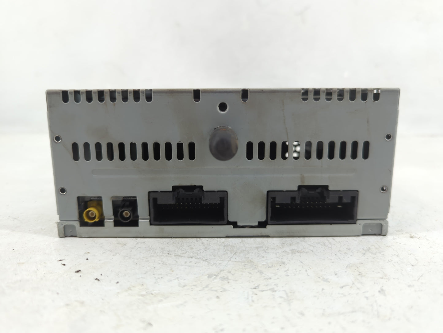 2016 Ford Explorer Radio AM FM Cd Player Receiver Replacement P/N:GB5T-19C107-FF Fits OEM Used Auto Parts - Oemusedautoparts