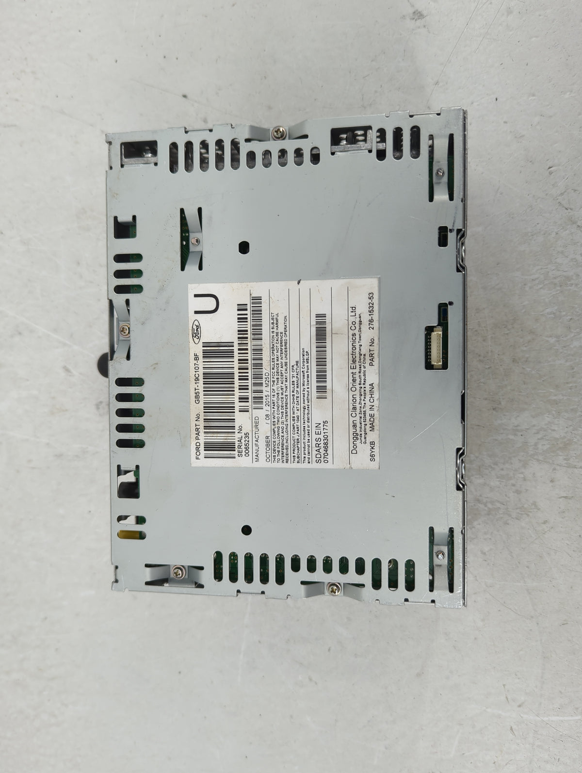 2016-2017 Ford Explorer Radio AM FM Cd Player Receiver Replacement P/N:GB5T-19C107-BF Fits 2016 2017 OEM Used Auto Parts - O