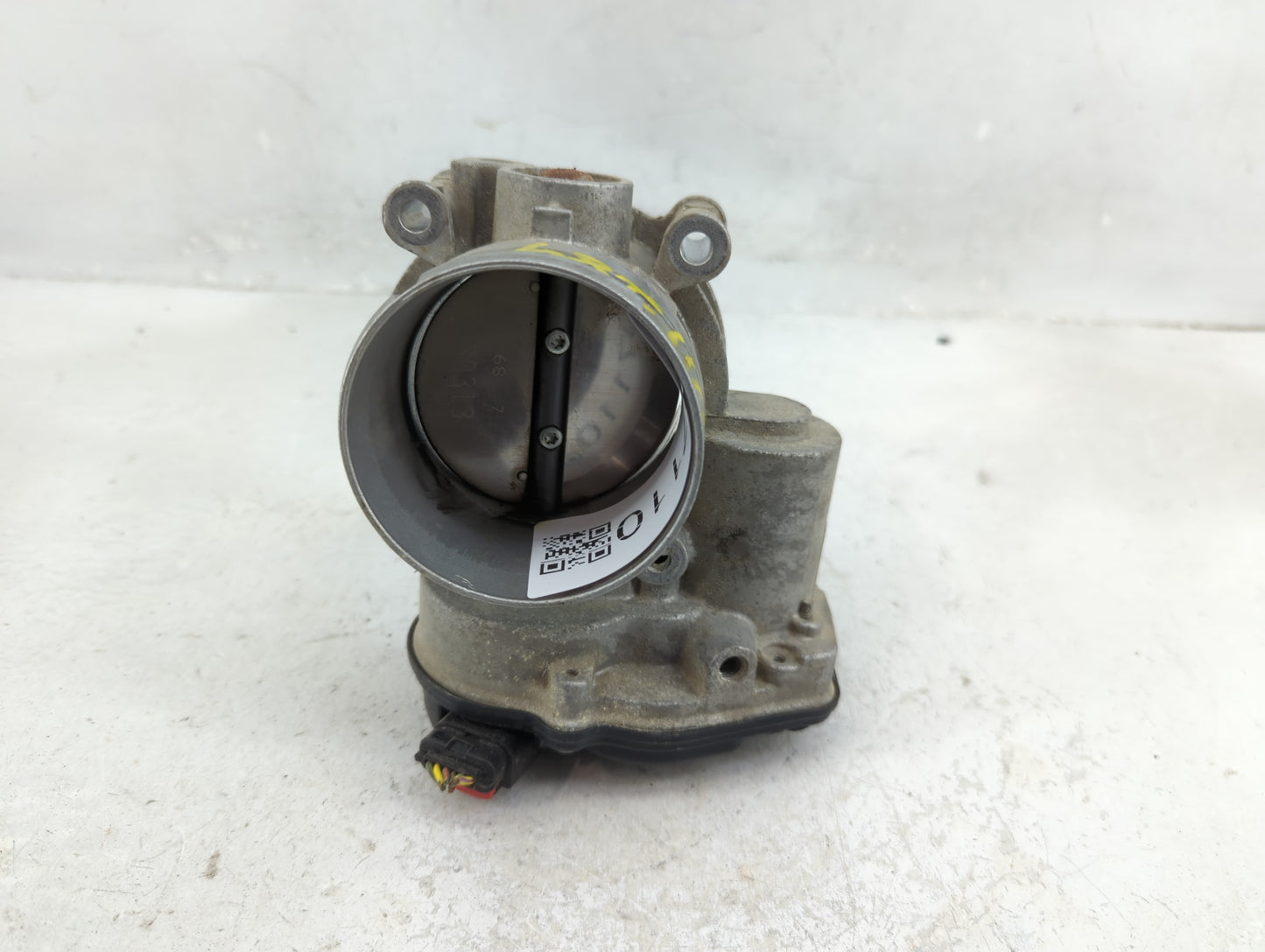 2011-2019 Ford Explorer Throttle Body P/N:AT4E-9F991-EL Fits Fits 2011 2012 2013 2014 2015 2016 2017 2018 2019 OEM Used Auto