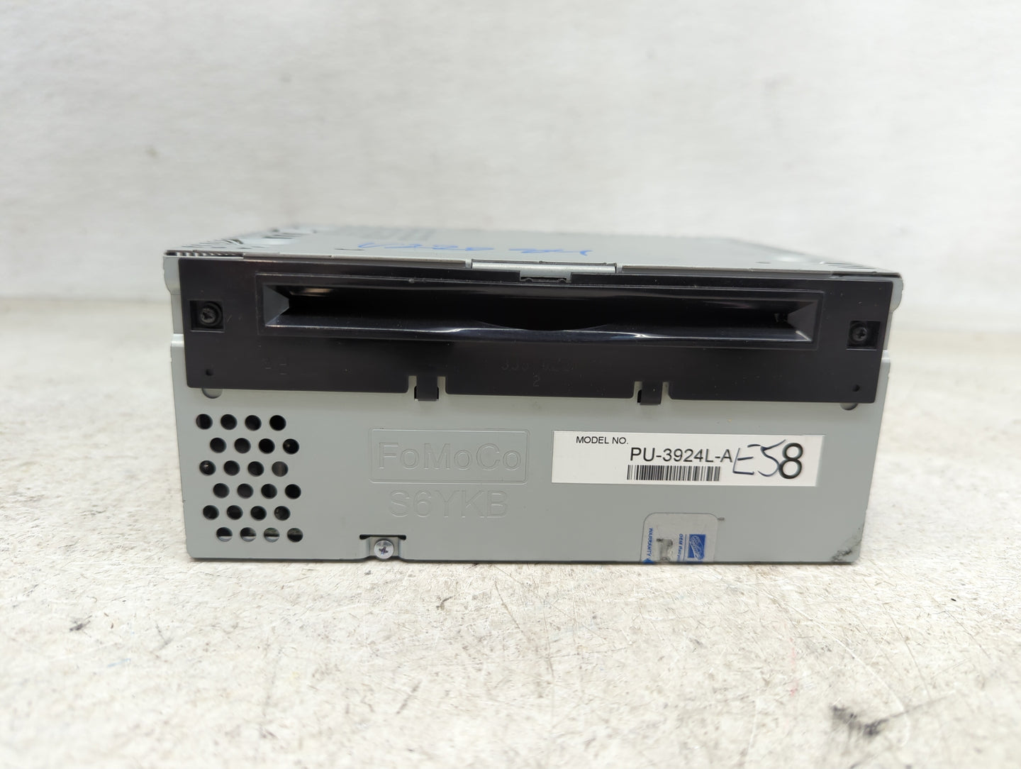2016 Ford Explorer Radio AM FM Cd Player Receiver Replacement P/N:GB5T-19C107-FF Fits OEM Used Auto Parts - Oemusedautoparts