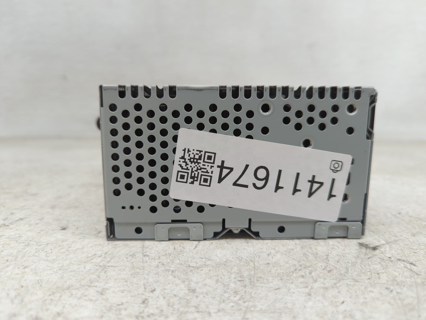 2016 Ford Explorer Radio AM FM Cd Player Receiver Replacement P/N:GB5T-19C107-FF Fits OEM Used Auto Parts - Oemusedautoparts