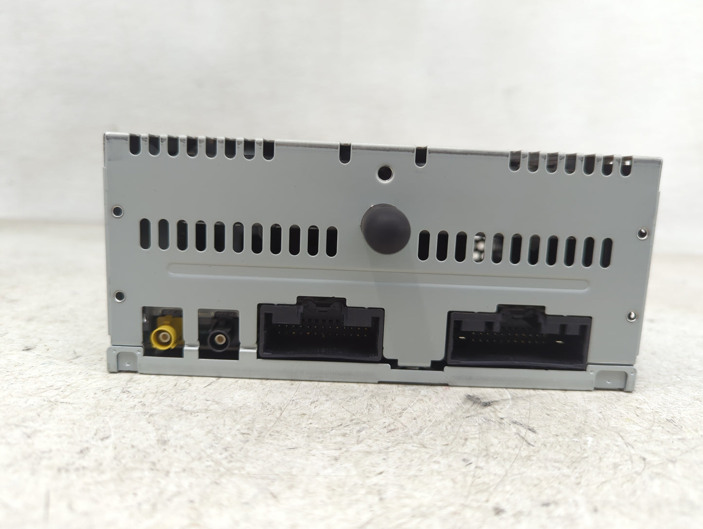 2016 Ford Explorer Radio AM FM Cd Player Receiver Replacement P/N:GB5T-19C107-FF Fits OEM Used Auto Parts - Oemusedautoparts