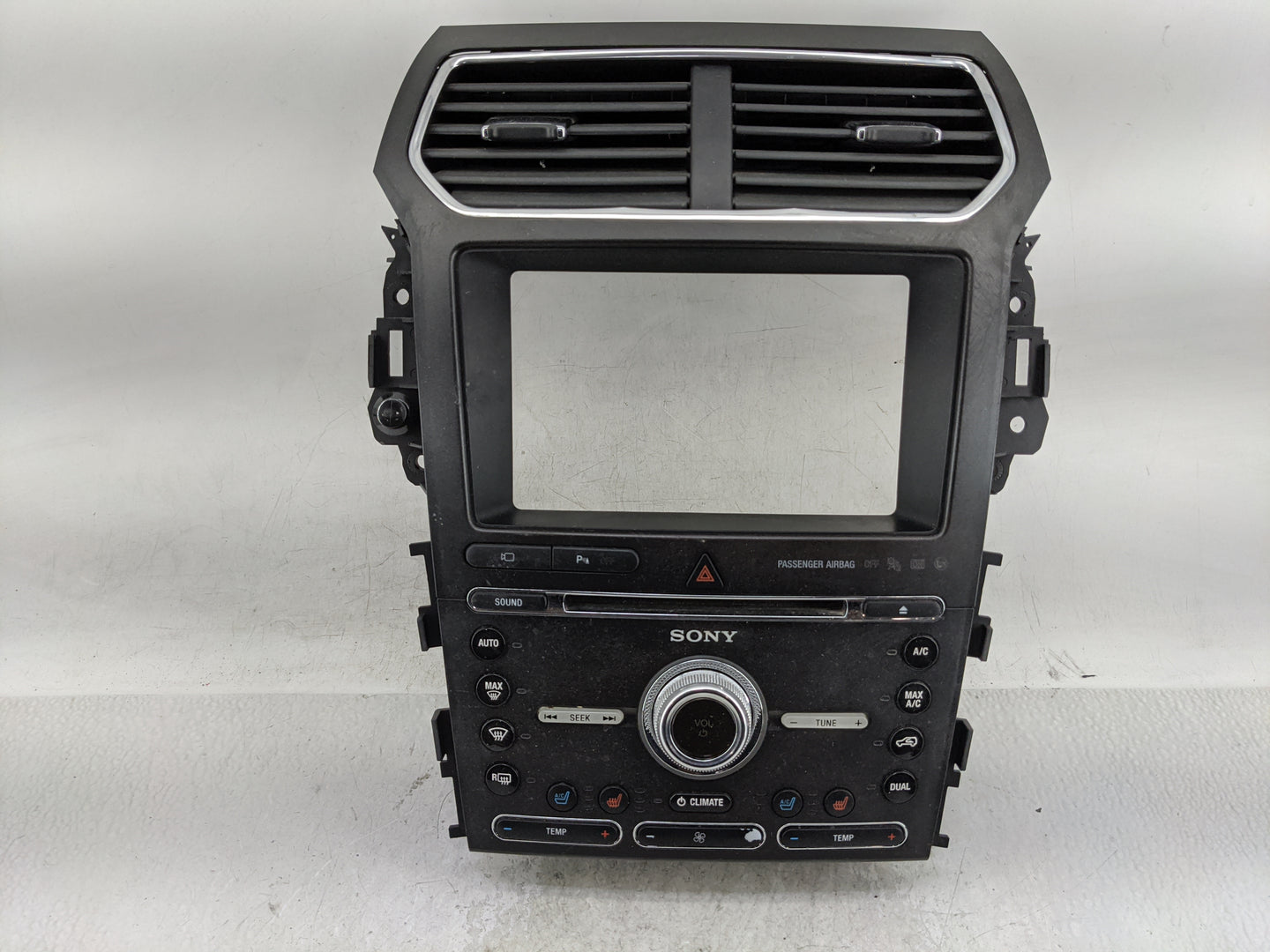2016 Ford Explorer Radio AM FM Cd Player Receiver Replacement P/N:GB5T-18A802 Fits OEM Used Auto Parts - Oemusedautoparts1.c