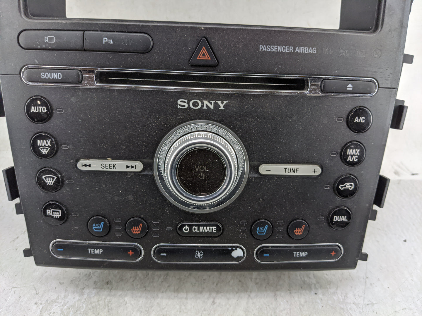 2016 Ford Explorer Radio AM FM Cd Player Receiver Replacement P/N:GB5T-18A802 Fits OEM Used Auto Parts - Oemusedautoparts1.c