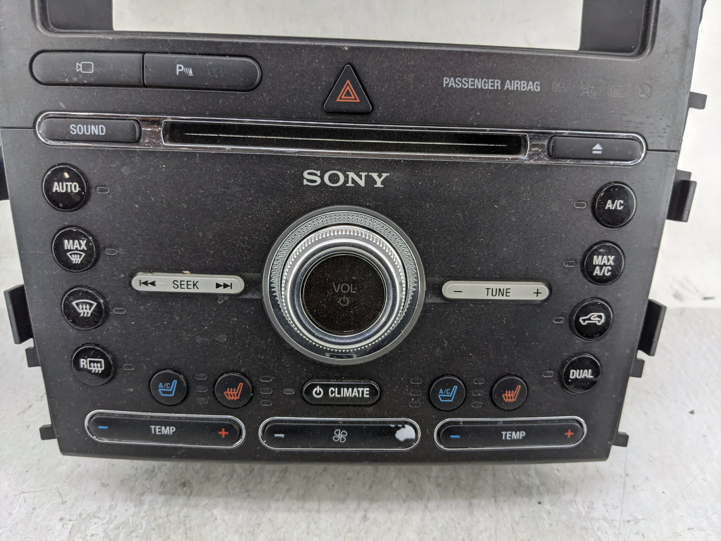 2016 Ford Explorer Radio AM FM Cd Player Receiver Replacement P/N:GB5T-18A802 Fits OEM Used Auto Parts - Oemusedautoparts1.c