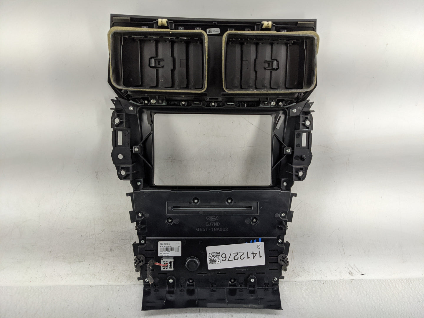 2016 Ford Explorer Radio AM FM Cd Player Receiver Replacement P/N:GB5T-18A802 Fits OEM Used Auto Parts - Oemusedautoparts1.c