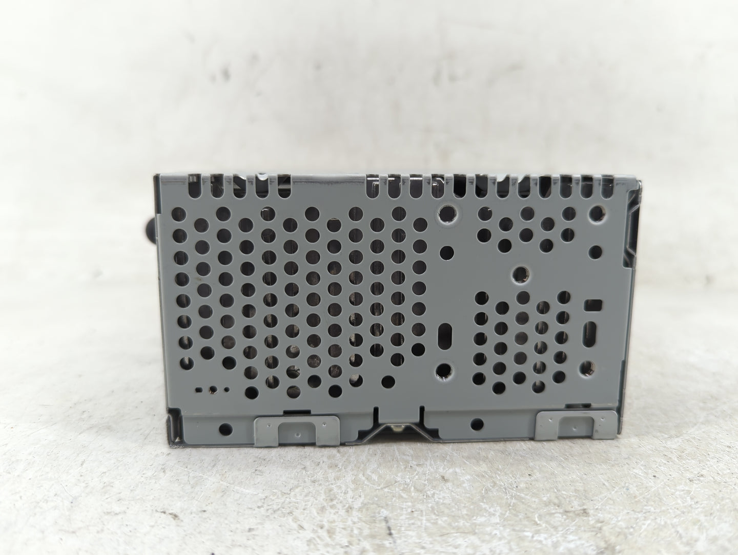 2016 Ford Explorer Radio AM FM Cd Player Receiver Replacement P/N:GB5T-19C107-CF Fits OEM Used Auto Parts - Oemusedautoparts