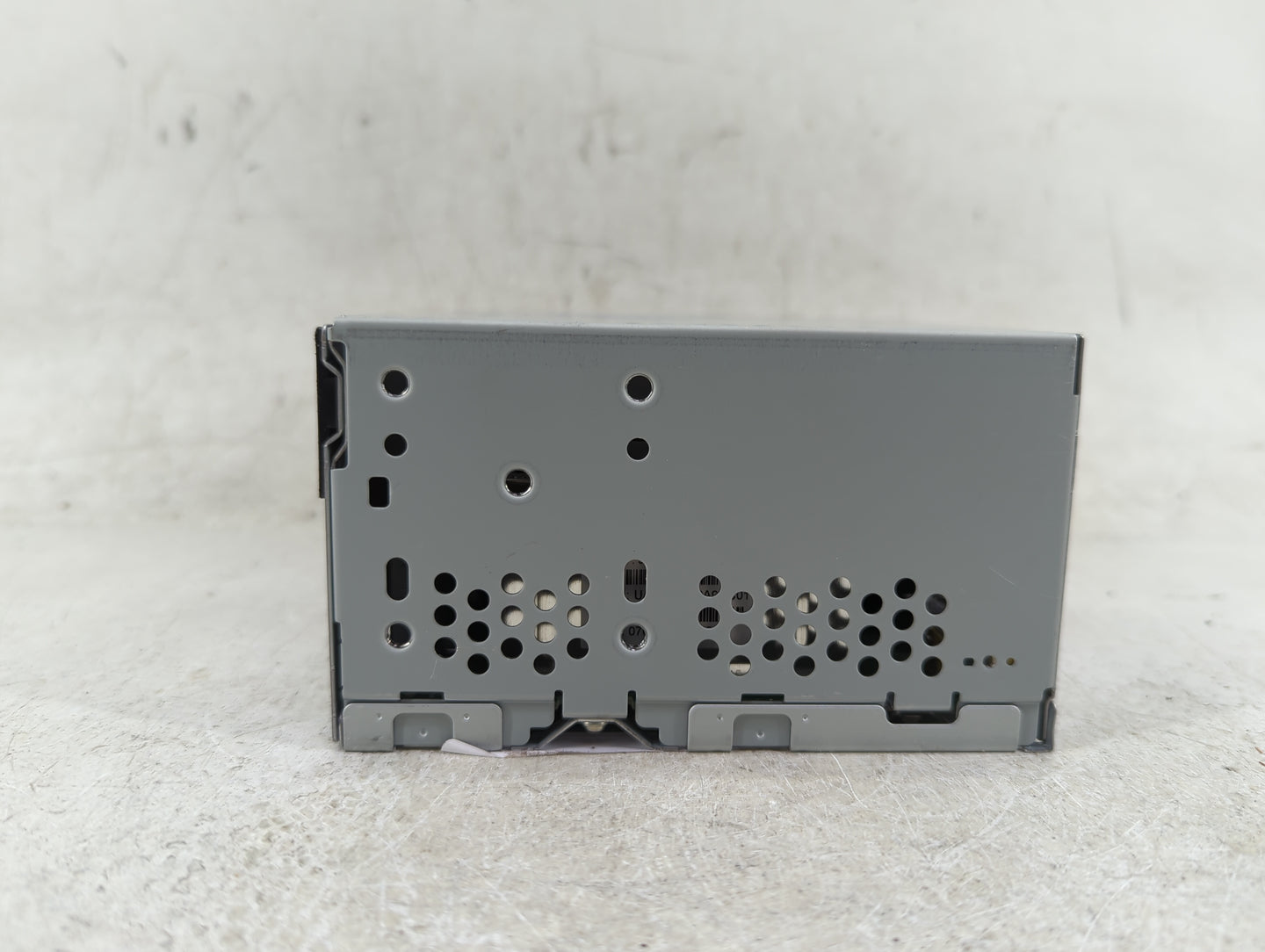 2016 Ford Explorer Radio AM FM Cd Player Receiver Replacement P/N:GB5T-19C107-CF Fits OEM Used Auto Parts - Oemusedautoparts