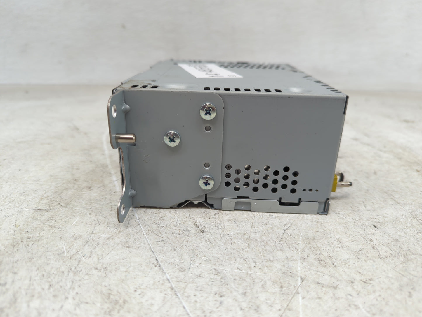 2016 Ford Explorer Radio AM FM Cd Player Receiver Replacement P/N:GB5T-19C107-CF Fits OEM Used Auto Parts - Oemusedautoparts