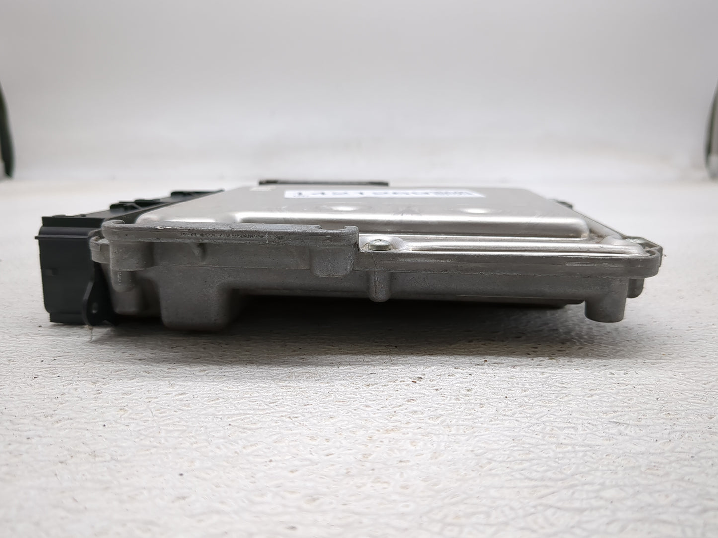 2016-2019 Ford Explorer PCM Engine Control Computer ECU ECM PCU OEM P/N:0 261 S12 553 GB5A-12A650-YA Fits OEM Used Auto Part
