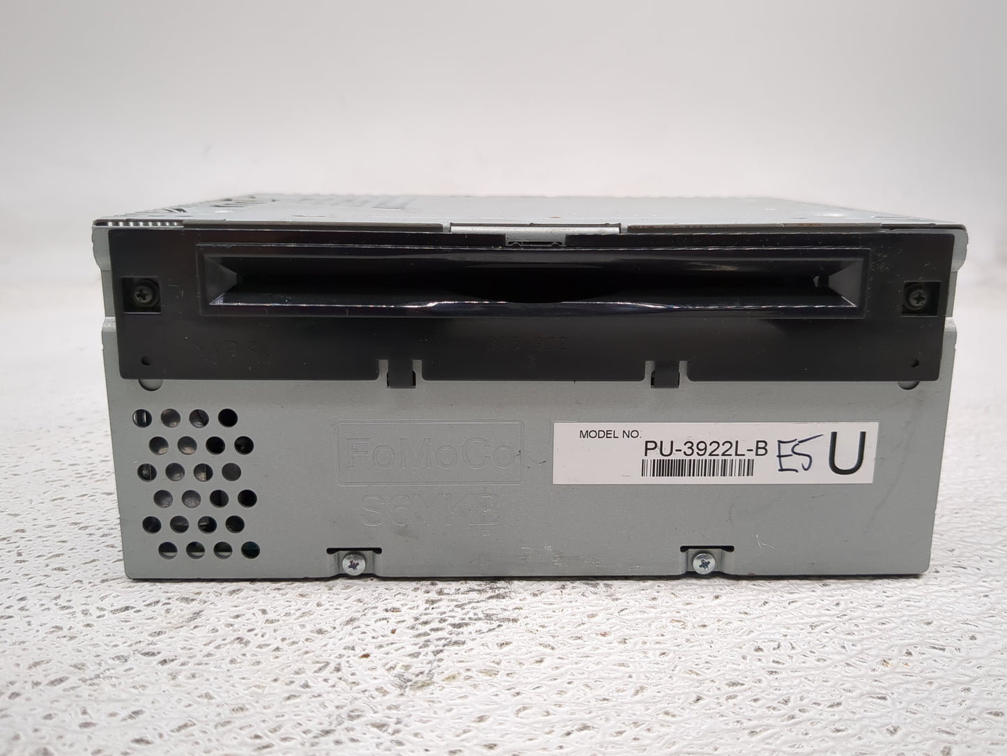 2016-2017 Ford Explorer Radio AM FM Cd Player Receiver Replacement P/N:GB5T-19C107-BG Fits Fits 2016 2017 OEM Used Auto Part