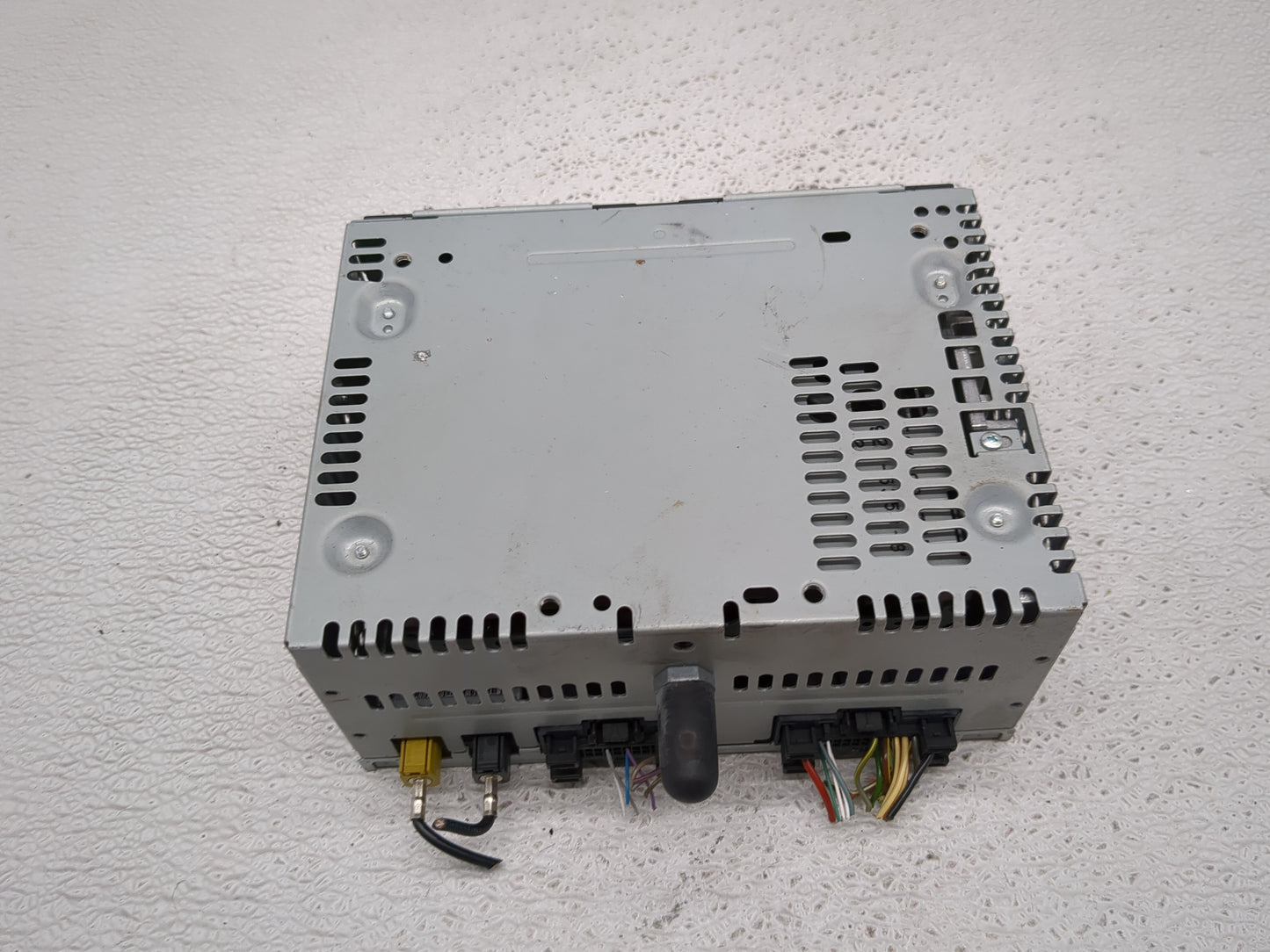 2016-2017 Ford Explorer Radio AM FM Cd Player Receiver Replacement P/N:GB5T-19C107-BG Fits Fits 2016 2017 OEM Used Auto Part