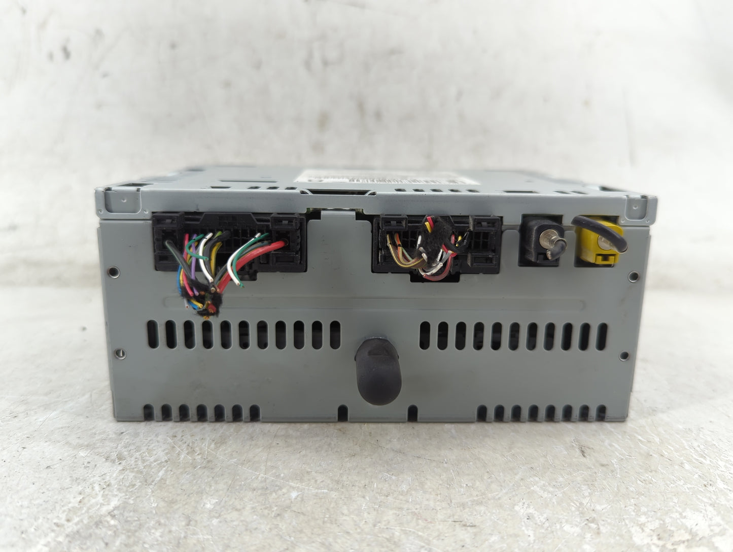 2016-2017 Ford Explorer Radio AM FM Cd Player Receiver Replacement P/N:GB5T-19C107-KA Fits Fits 2016 2017 OEM Used Auto Part