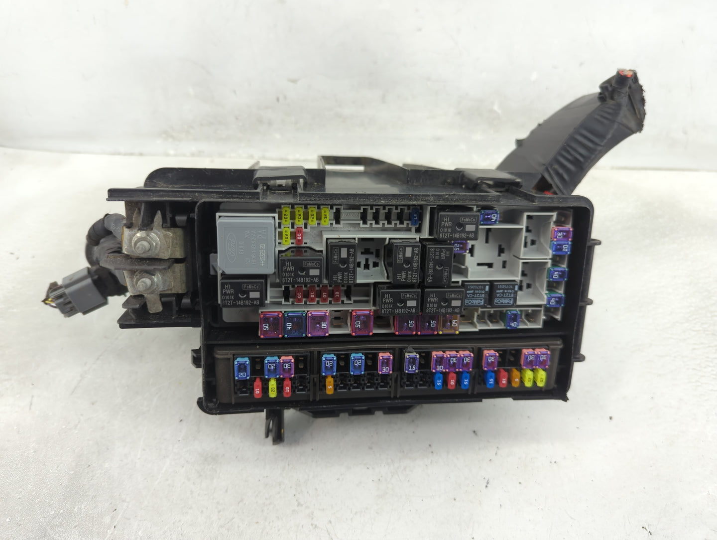 2016 Ford Explorer Fusebox Fuse Box Panel Relay Module P/N:FU5T-14A003-GB Fits OEM Used Auto Parts - Oemusedautoparts1.com