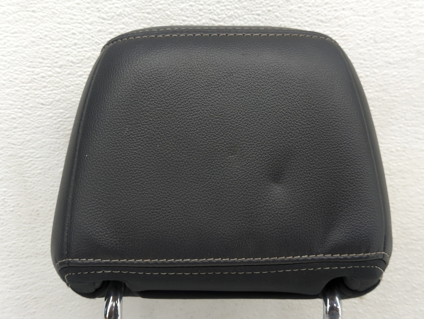 2016 Ford Explorer Headrest Head Rest Front Driver Passenger Seat Fits OEM Used Auto Parts - Oemusedautoparts1.com