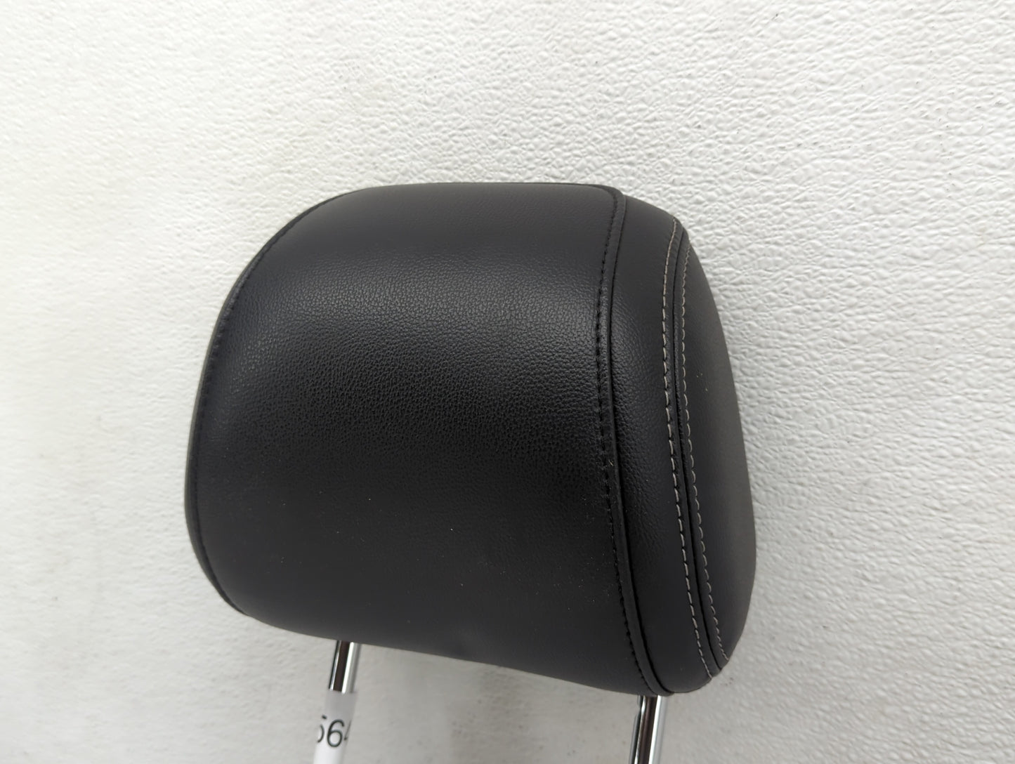 2016-2017 Ford Explorer Headrest Head Rest Front Driver Passenger Seat Fits Fits 2016 2017 OEM Used Auto Parts - Oemusedauto