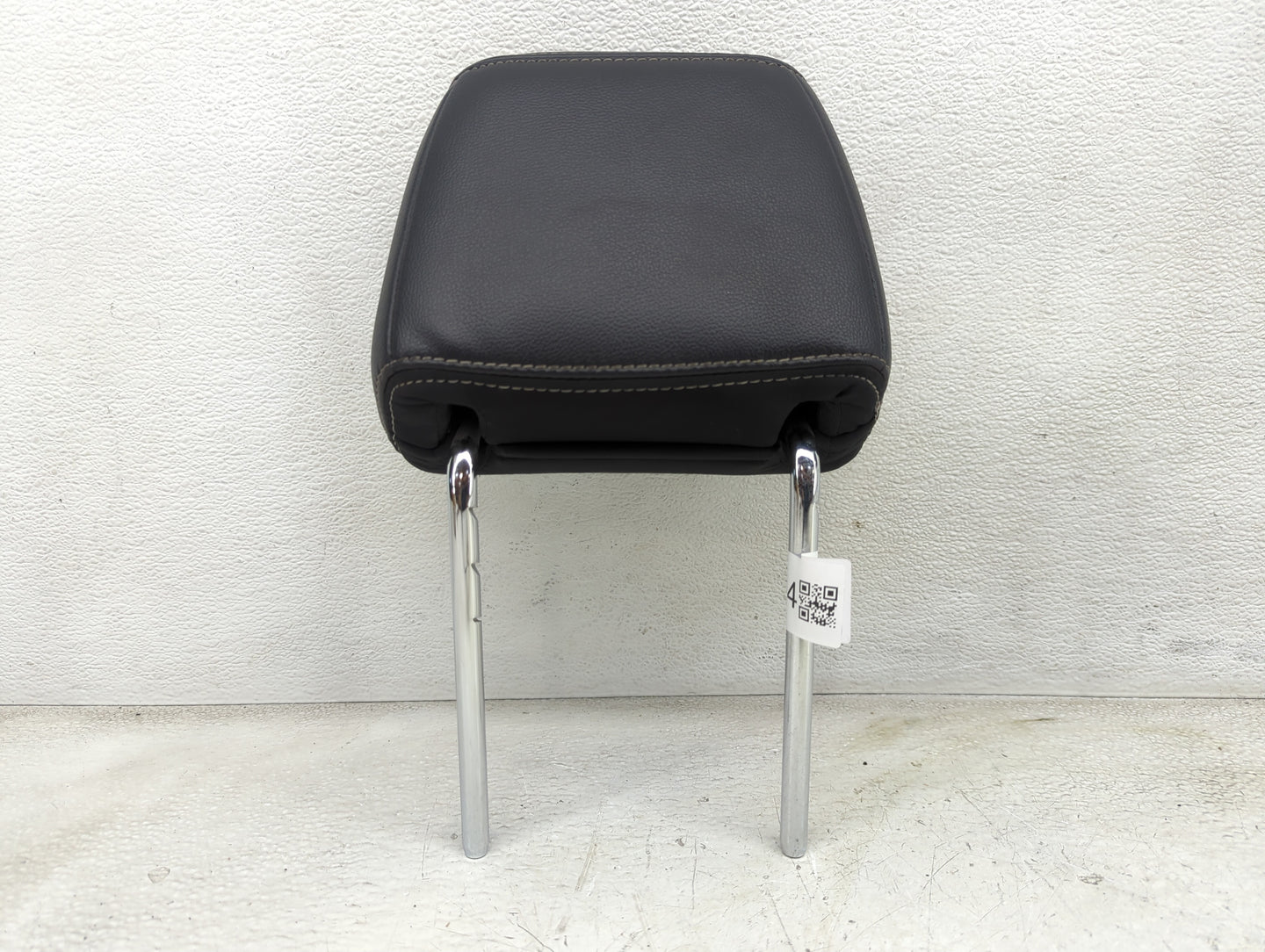 2016-2017 Ford Explorer Headrest Head Rest Front Driver Passenger Seat Fits Fits 2016 2017 OEM Used Auto Parts - Oemusedauto