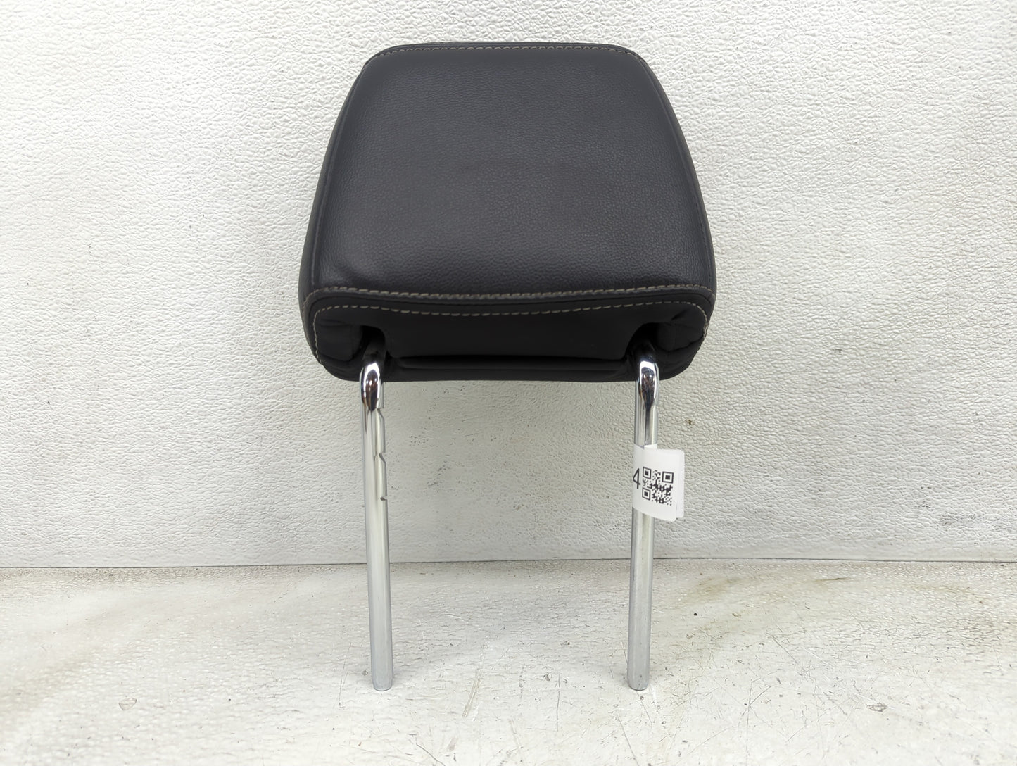 2016-2017 Ford Explorer Headrest Head Rest Front Driver Passenger Seat Fits Fits 2016 2017 OEM Used Auto Parts - Oemusedauto