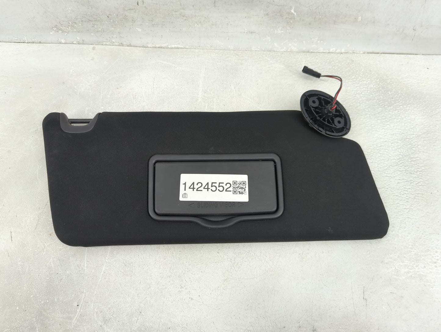 2016 Ford Explorer Sun Visor Shade Replacement Passenger Right Mirror Fits OEM Used Auto Parts - Oemusedautoparts1.com