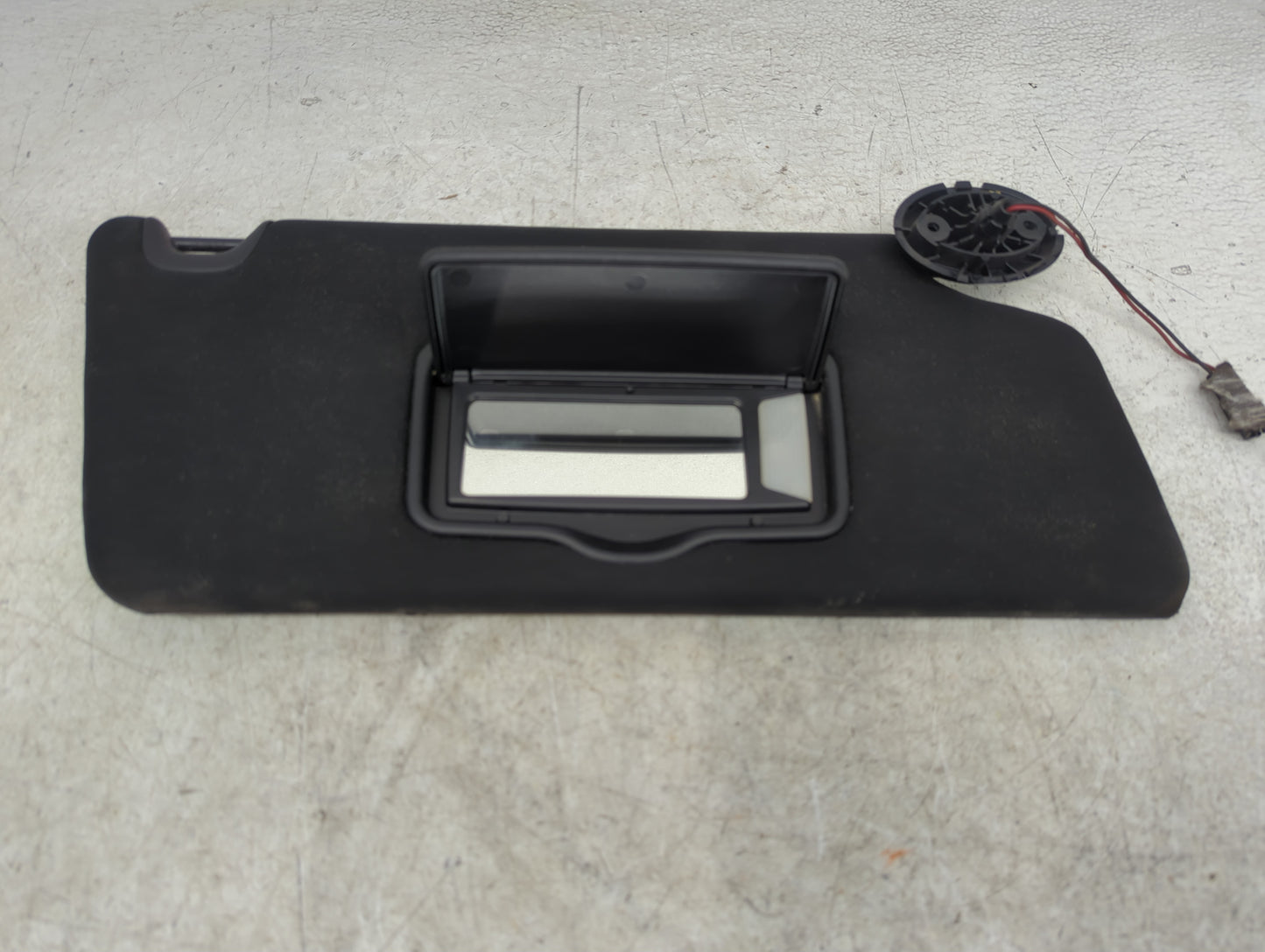 2016 Ford Explorer Sun Visor Shade Replacement Driver Left Mirror Fits OEM Used Auto Parts - Oemusedautoparts1.com