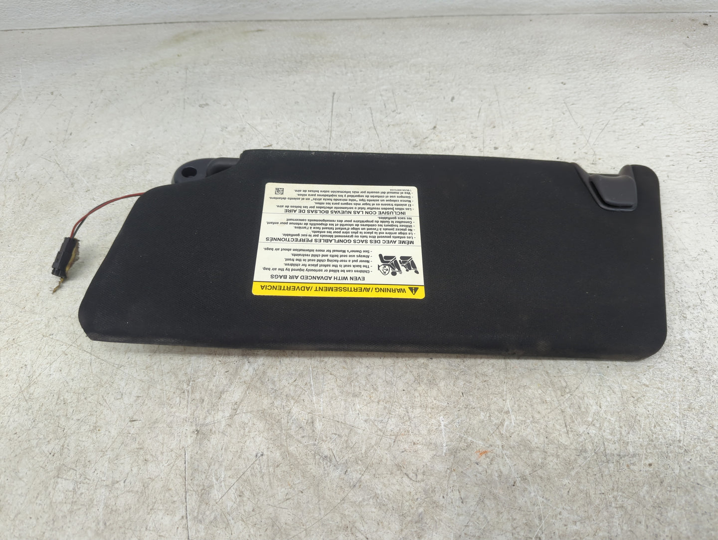 2016 Ford Explorer Sun Visor Shade Replacement Driver Left Mirror Fits OEM Used Auto Parts - Oemusedautoparts1.com