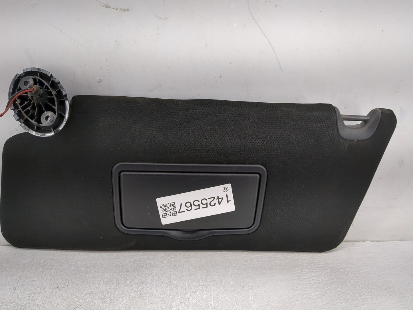 2016 Ford Explorer Sun Visor Shade Replacement Passenger Right Mirror Fits OEM Used Auto Parts - Oemusedautoparts1.com