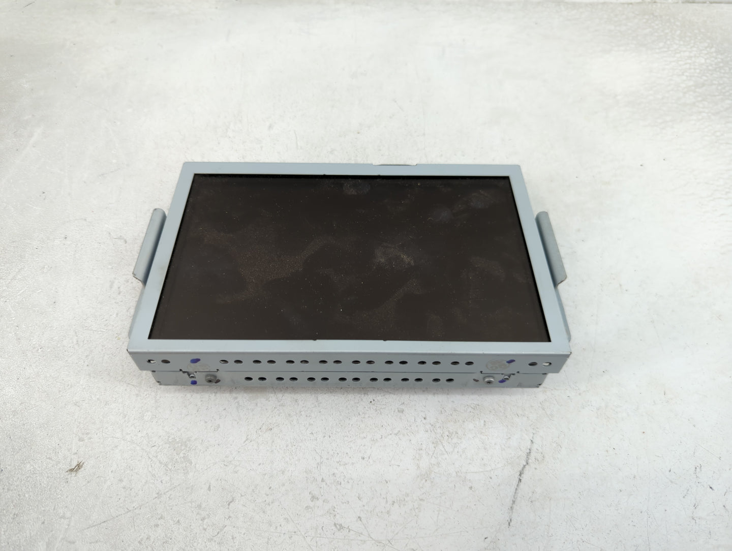 2015-2016 Ford Explorer Information Display Screen - Oemusedautoparts1.com