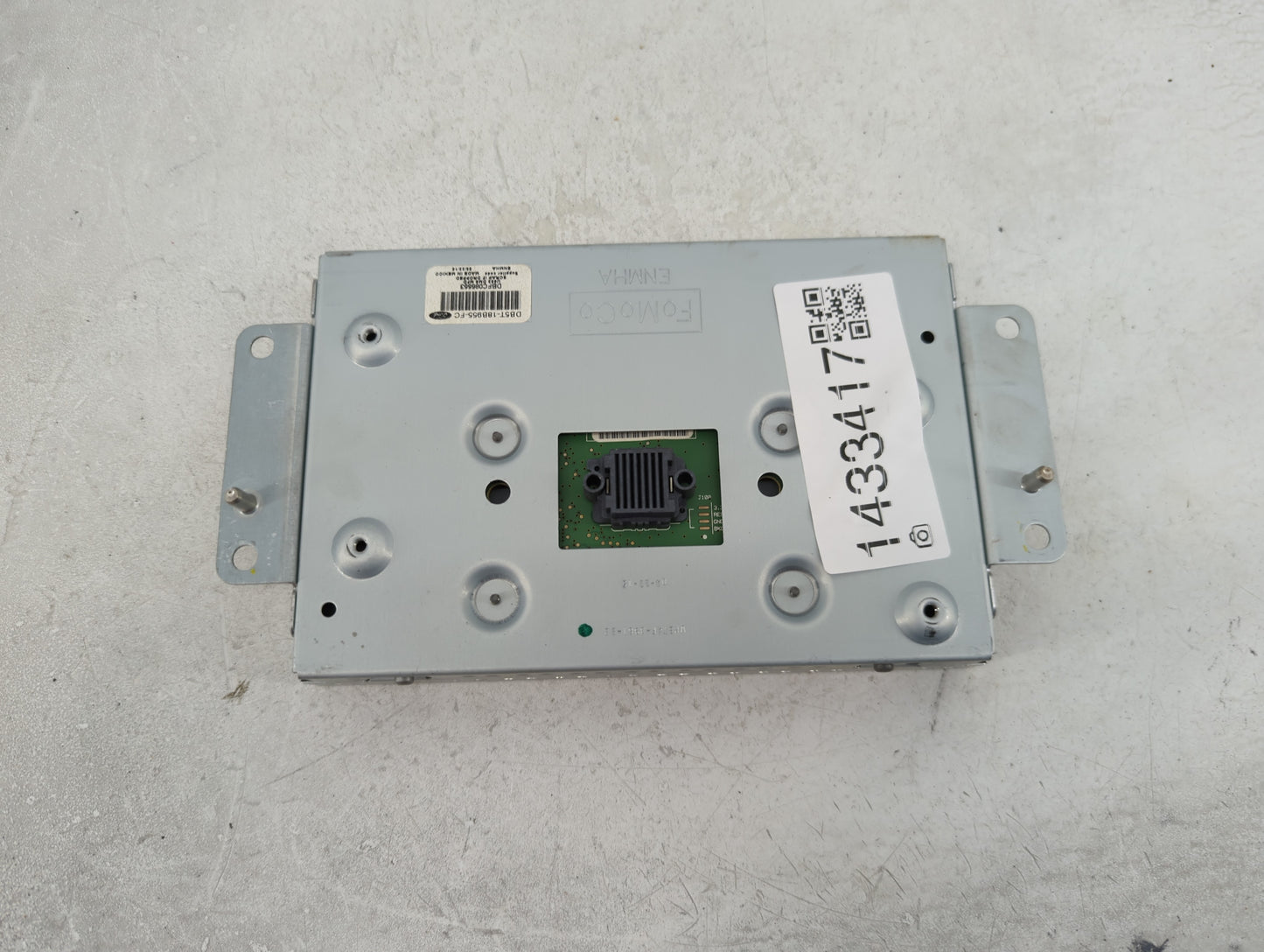 2015-2016 Ford Explorer Information Display Screen - Oemusedautoparts1.com
