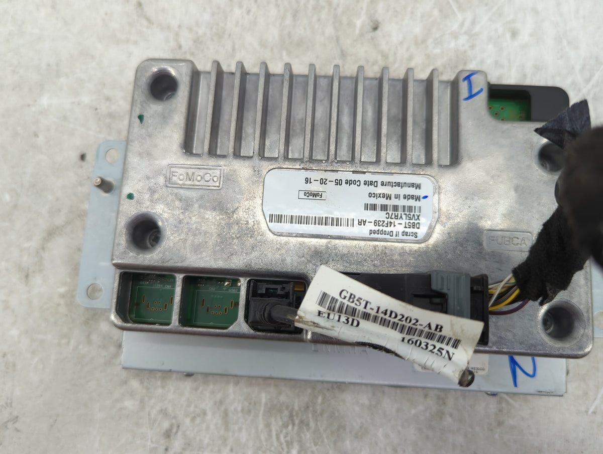 2015-2016 Ford Explorer Information Radio Display Screen 1433765 - Oemusedautoparts1.com
